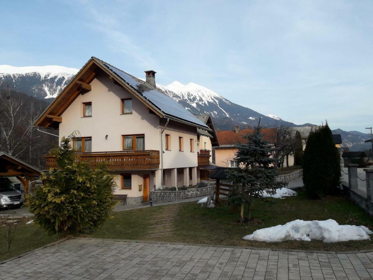 Apartma Marjetica Blejska Dobrava Dış mekan fotoğraf
